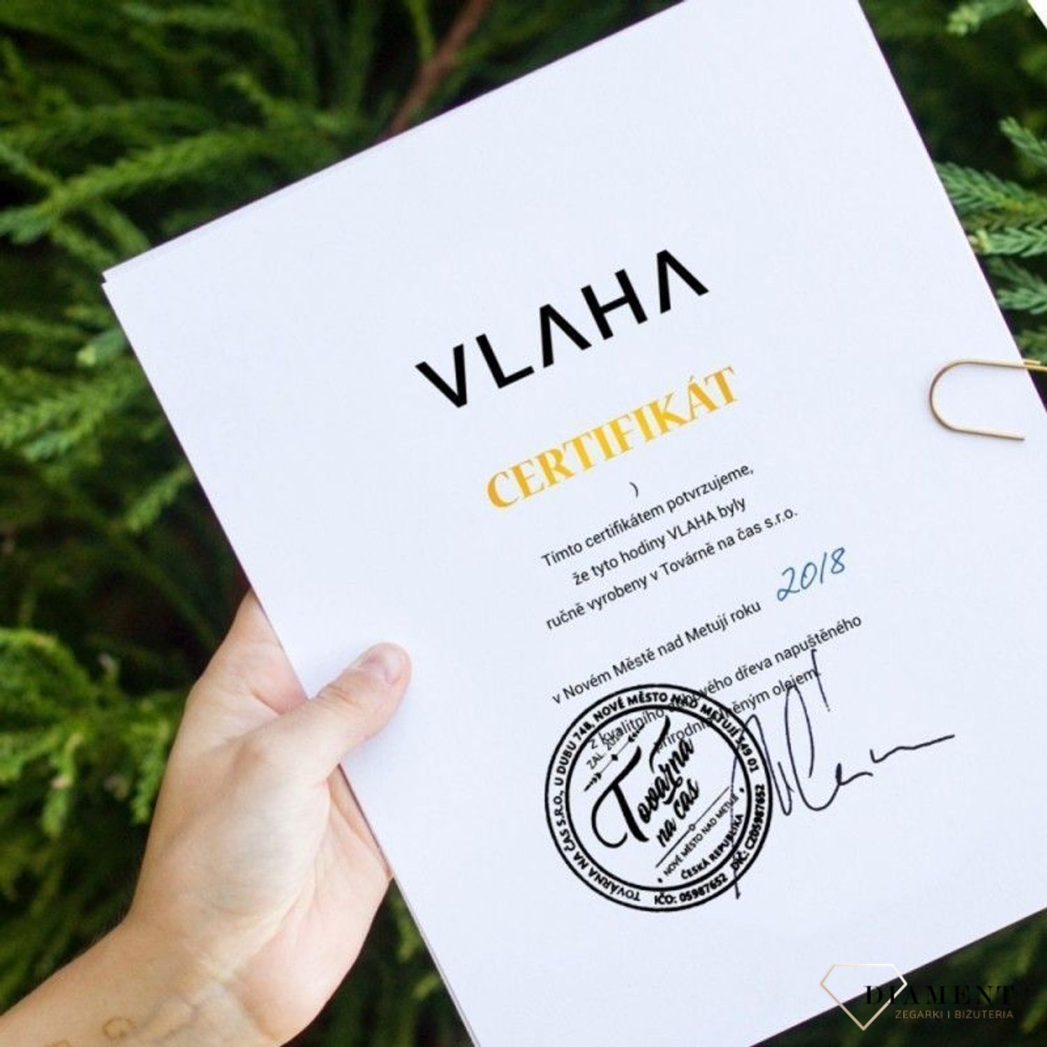 Zegar ścienny Vlaha VCT1015 - Z litego drewna dębowego.jpg