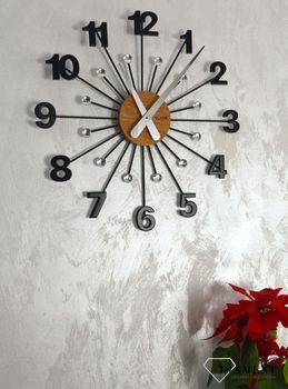 Zegar na ścianę LAVVU Design VCT1081. Zegar ścienny jest wykonany w Czechach z drewna dębowego. Zegar na ścianę w nowoczesnym stylu (7).JPG
