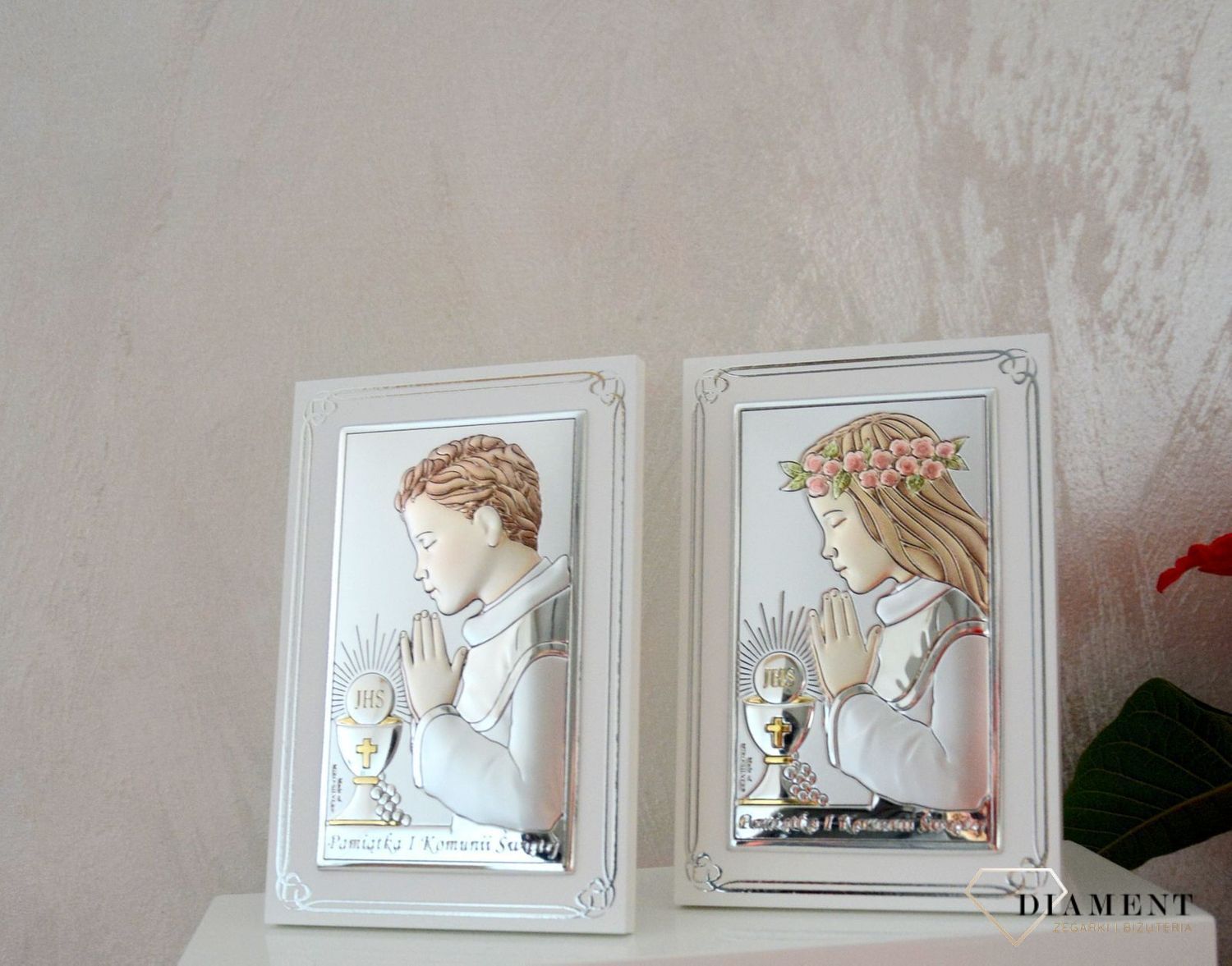 Piękny obrazek srebrny I Komunia Święta dla chłopca na białym drewnie VL8303COL.jpg
