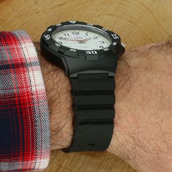 Q&Q VR18-003 – zegarek męski sportowy 100M, biała tarcza, czarny (3).jpg