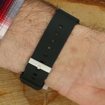 Q&Q VR18-008 – zegarek młodzieżowy 100M, czarny, kwarcowy Miyota (3).jpg