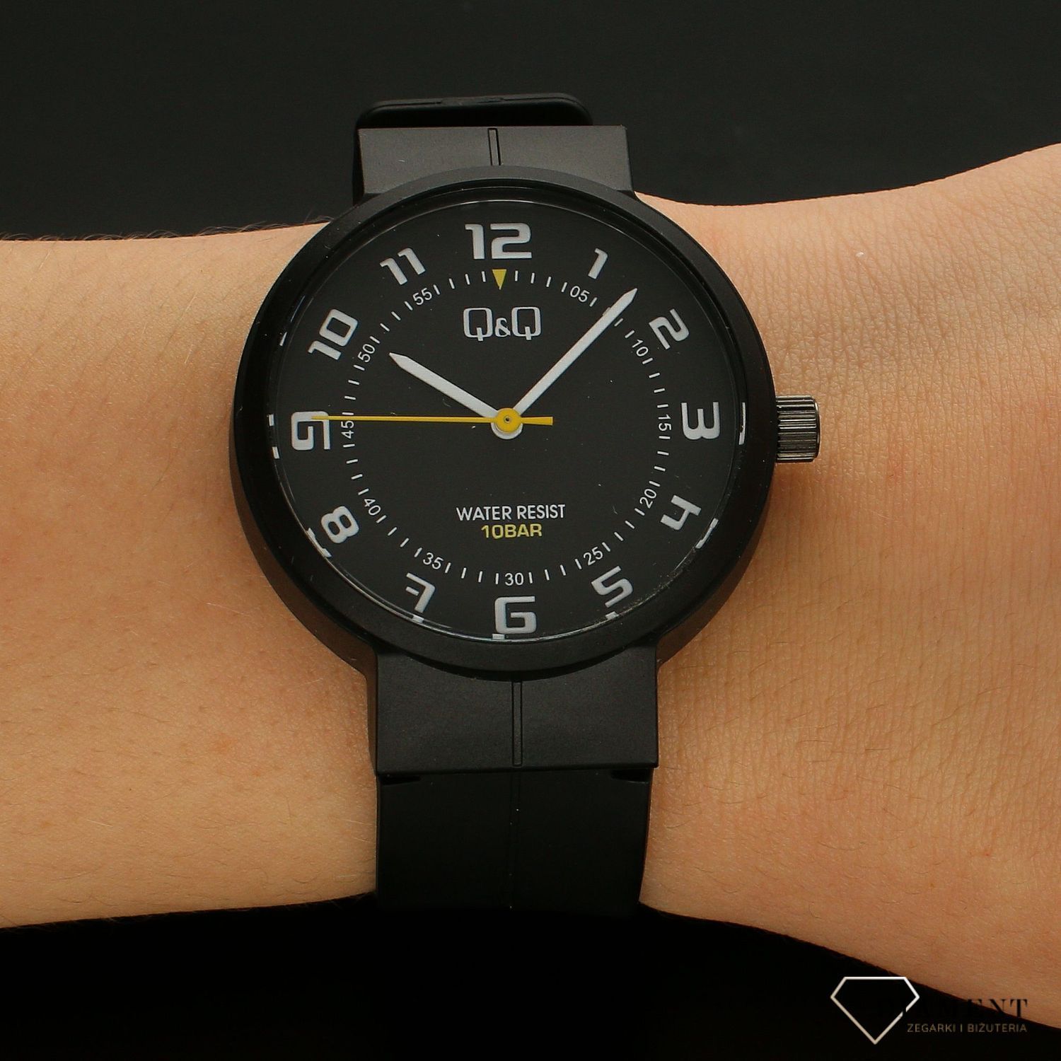 Zegarek męski na pasku QQ VS14-005. Zegarek na pasku. Silikonowy pasek do zegarka. Idealny na pomysł na mężczyzny. Idealny na prezent.  (3).jpg