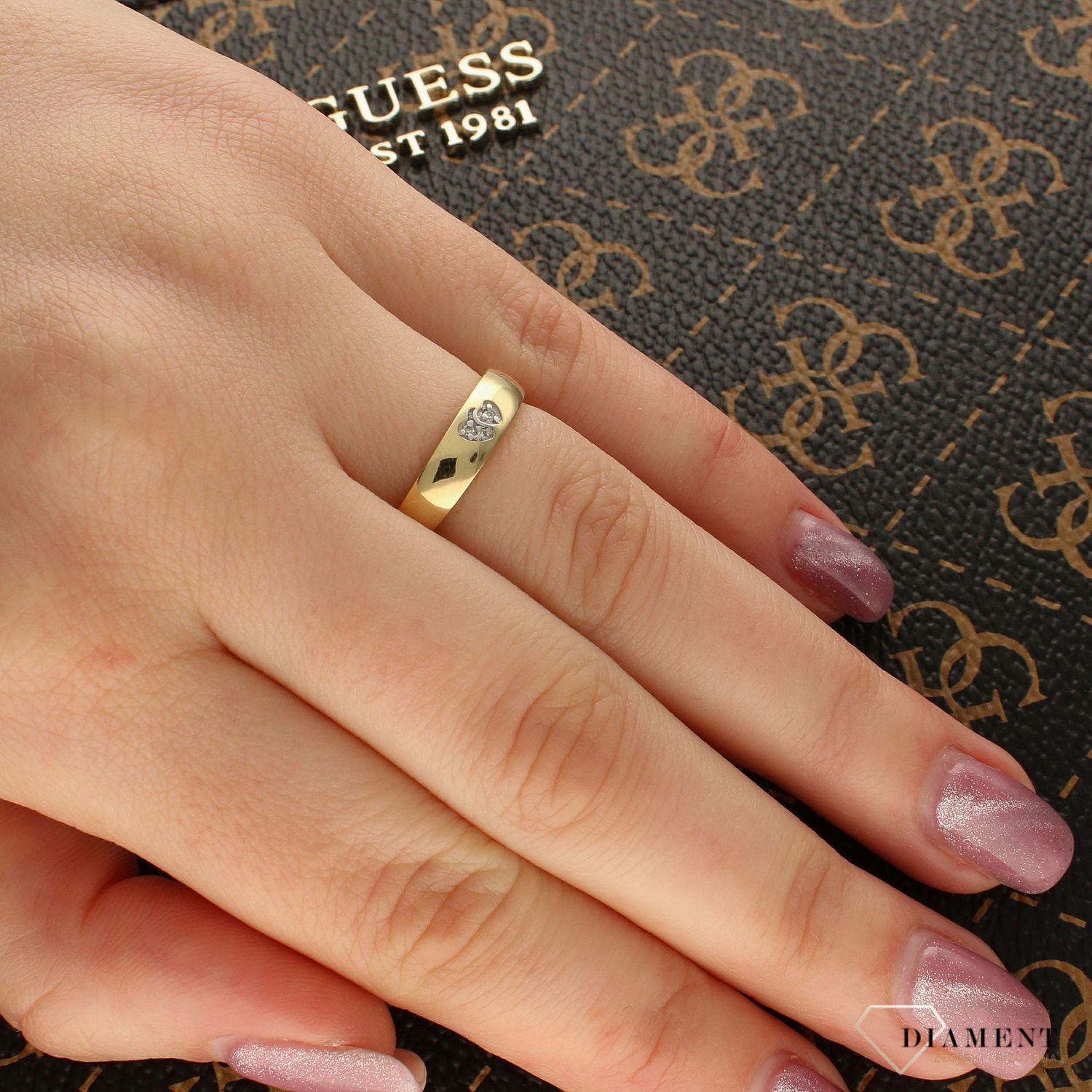 Pierścionek złoty DIAMENT żółte złoto, diamenty, złączone dwa serca W-189.jpg