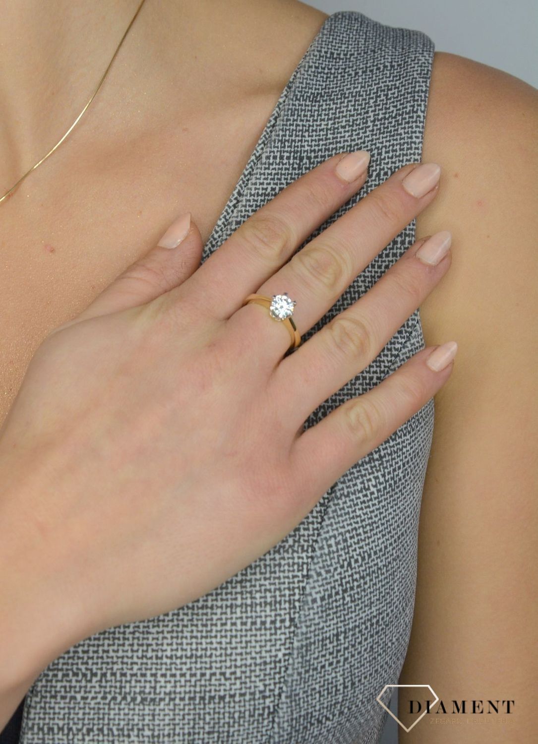 Pierścionek z żółtego złota z brylantem 0,20ct Klasyka W220 próba 585 MARKO.jpg