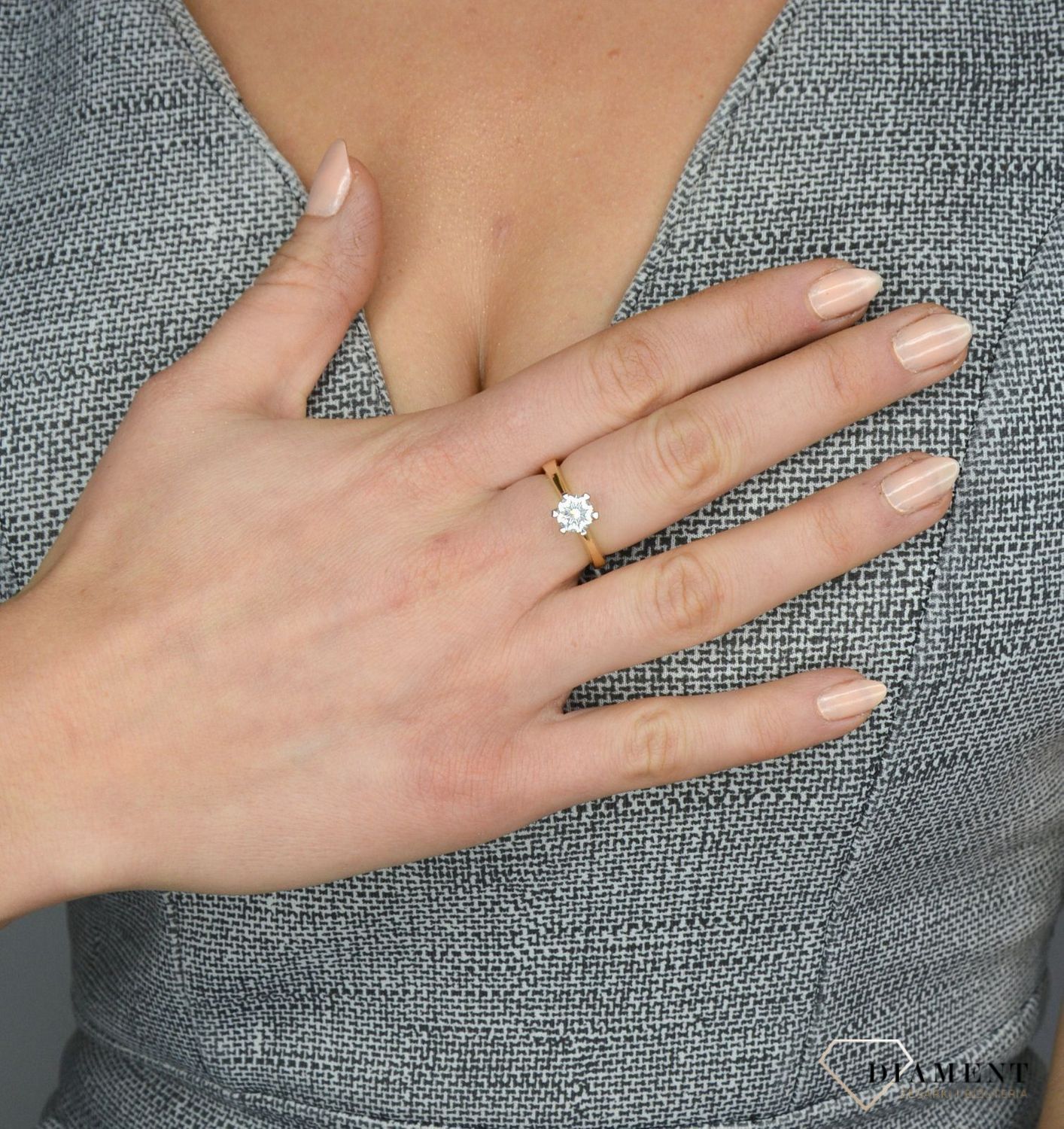 Pierścionek z żółtego złota z brylantem 0,20ct Klasyka W220 próba 585 MARKO.jpg