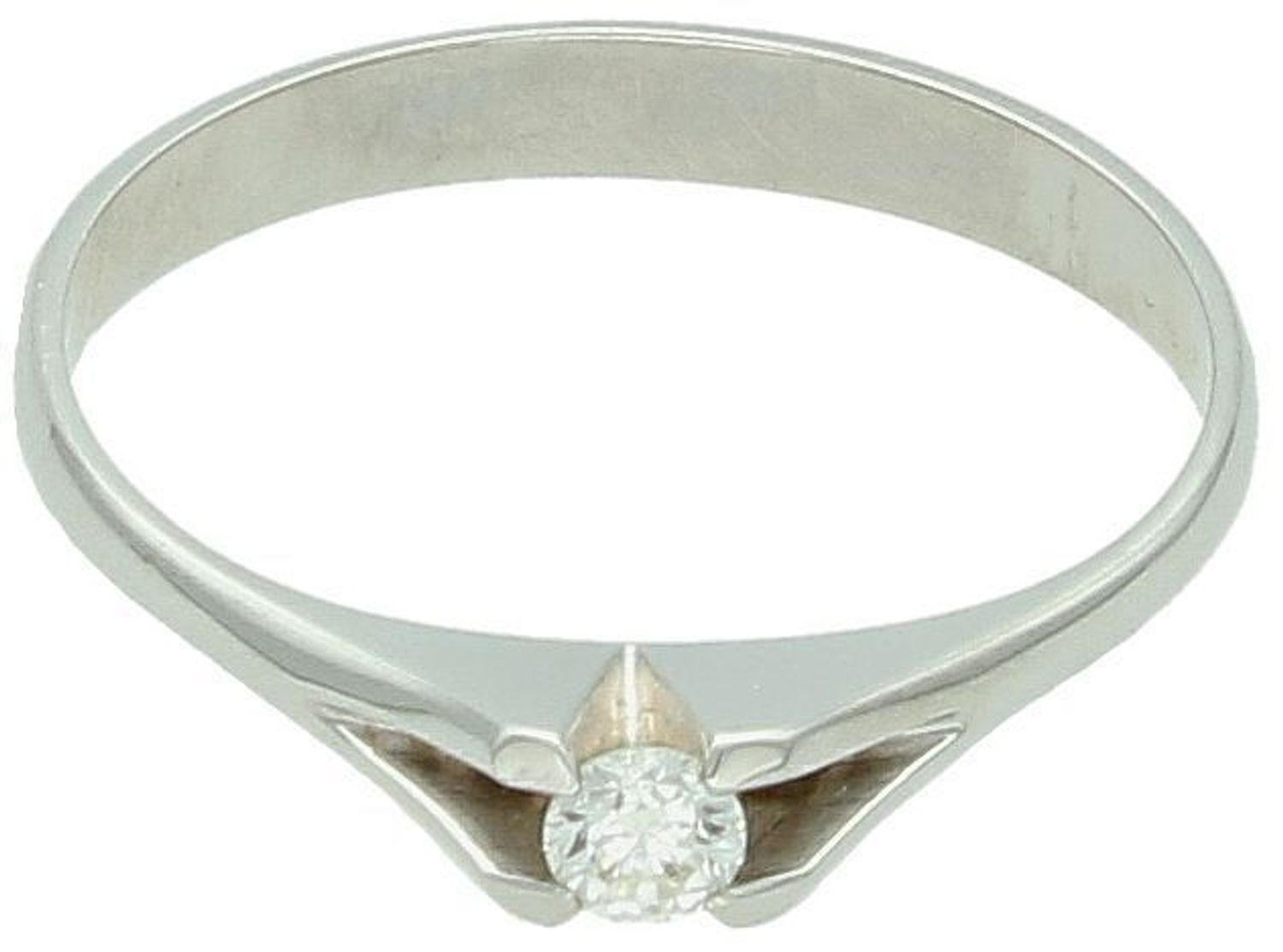 Pierścionek złoty DIAMENT białe złoto, diament, klasyczny W-530. Złoto i brylanty to wyjątkowe połączenie, które kobiety wprost uwielbiają. Pierścionek ofiarowany ukochanej kobiecie stanie 1.jpg