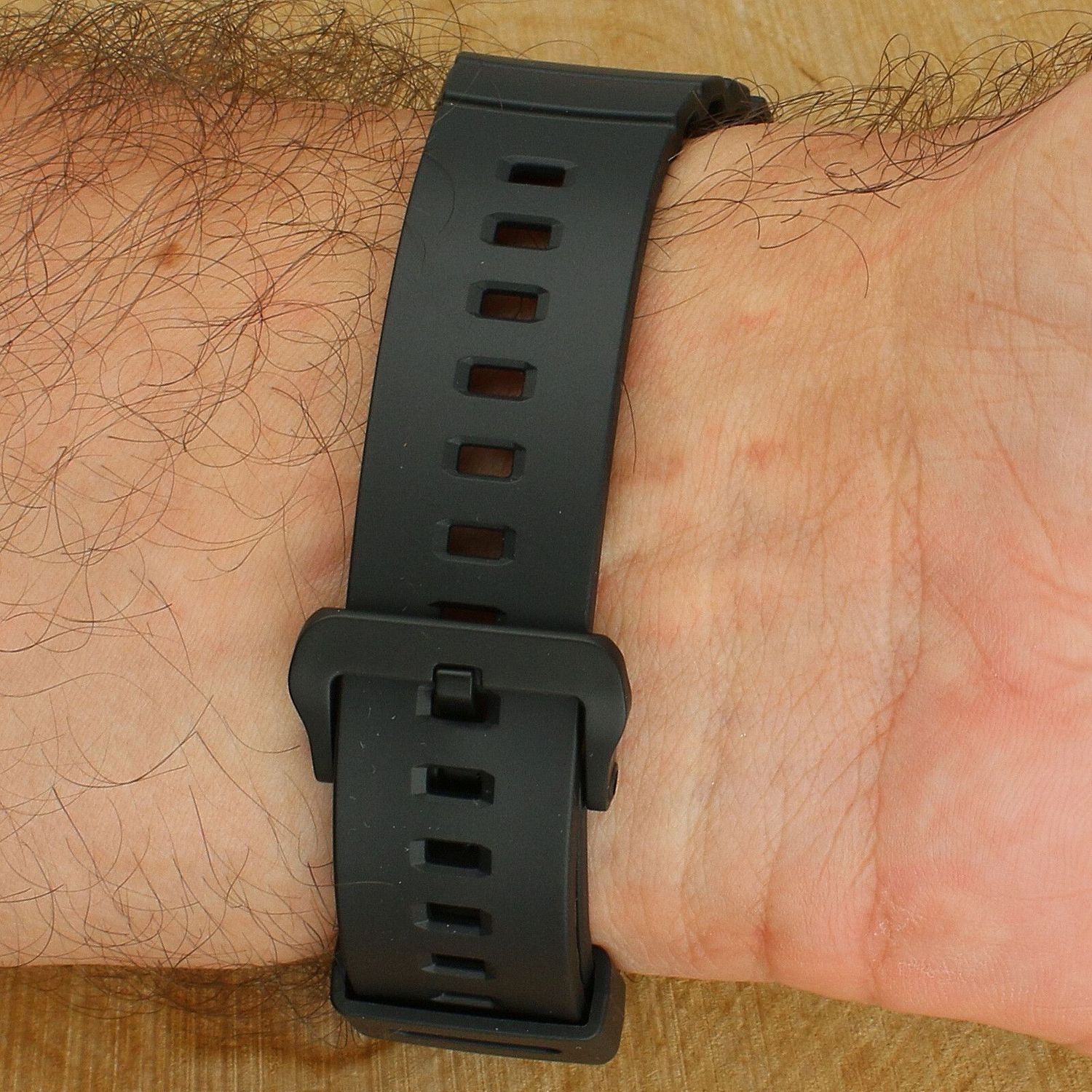 Zegarek Casio W-738H-1AVEF męski zegarek cyfrowy Sport czarny (2).jpg