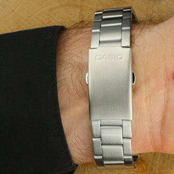 Casio W-800HD-1AVEF – Męski zegarek cyfrowy, LED, wodoszczelność 100M, stoper i alarm (1).jpg