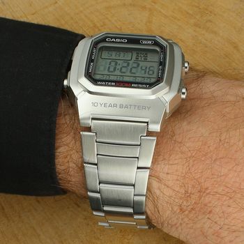 Casio W-800HD-1AVEF – Męski zegarek cyfrowy, LED, wodoszczelność 100M, stoper i alarm (3).jpg