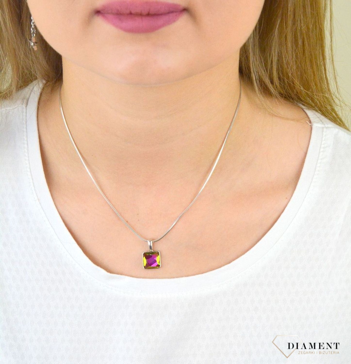 Srebrna zawieszka kryształ Swarovski Elements WJ4854VM.jpg