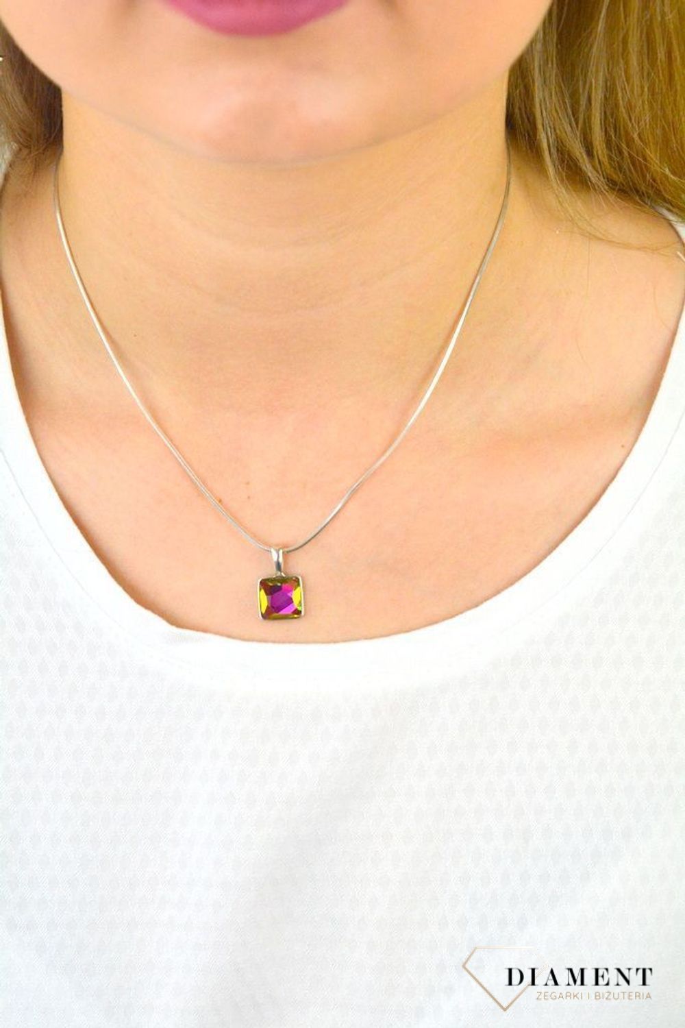 Srebrna zawieszka kryształ Swarovski Elements WJ4854VM.jpg