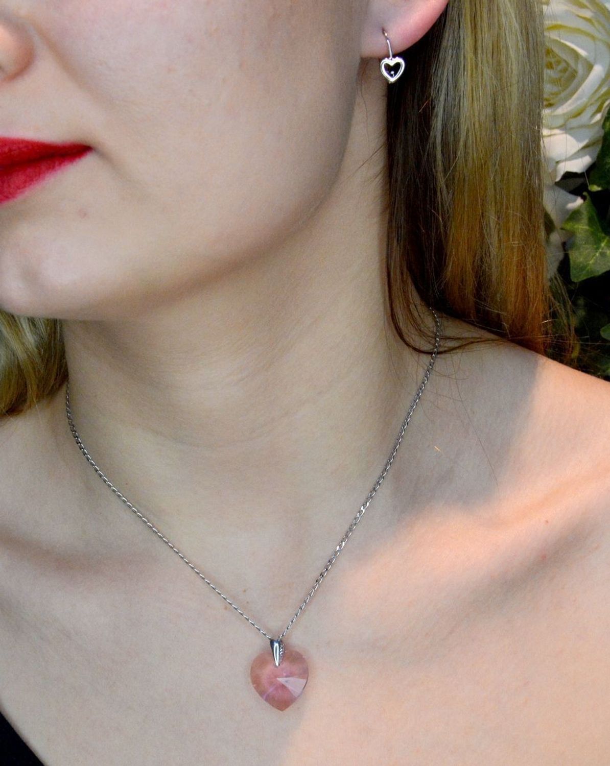 Srebrna zawieszka w kształcie serca z Kryształkami Swarovski WO620218LR. Zawieszka serduszko dla kobiety. Zawieszka na prezent. Różowe błyszczące serduszko. Biżuteria spark. Biżuteria z kryształem..jpg