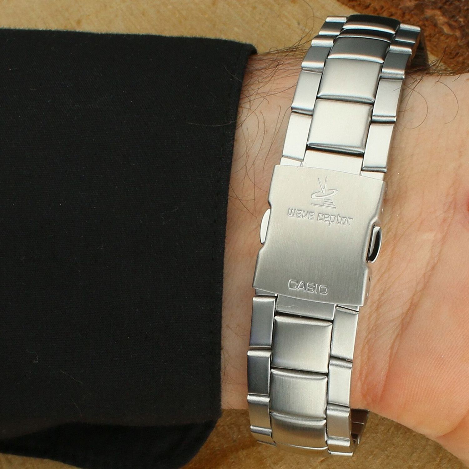 Zegarek męski Casio Digital Waveceptor WV-58RD-1AEF – Radio Controlled, LED, Timer, Stoper.jpg