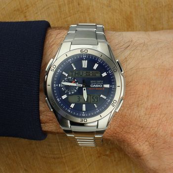 Zegarek męski Casio WVA-M650D-2AER Waveceptor Solar – radiowy, 100M, stalowy, niebieski blue.jpg