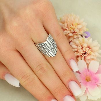 Szeroki pierścionek srebrny damski Freedom AG 925 – nowoczesny design 14.jpg