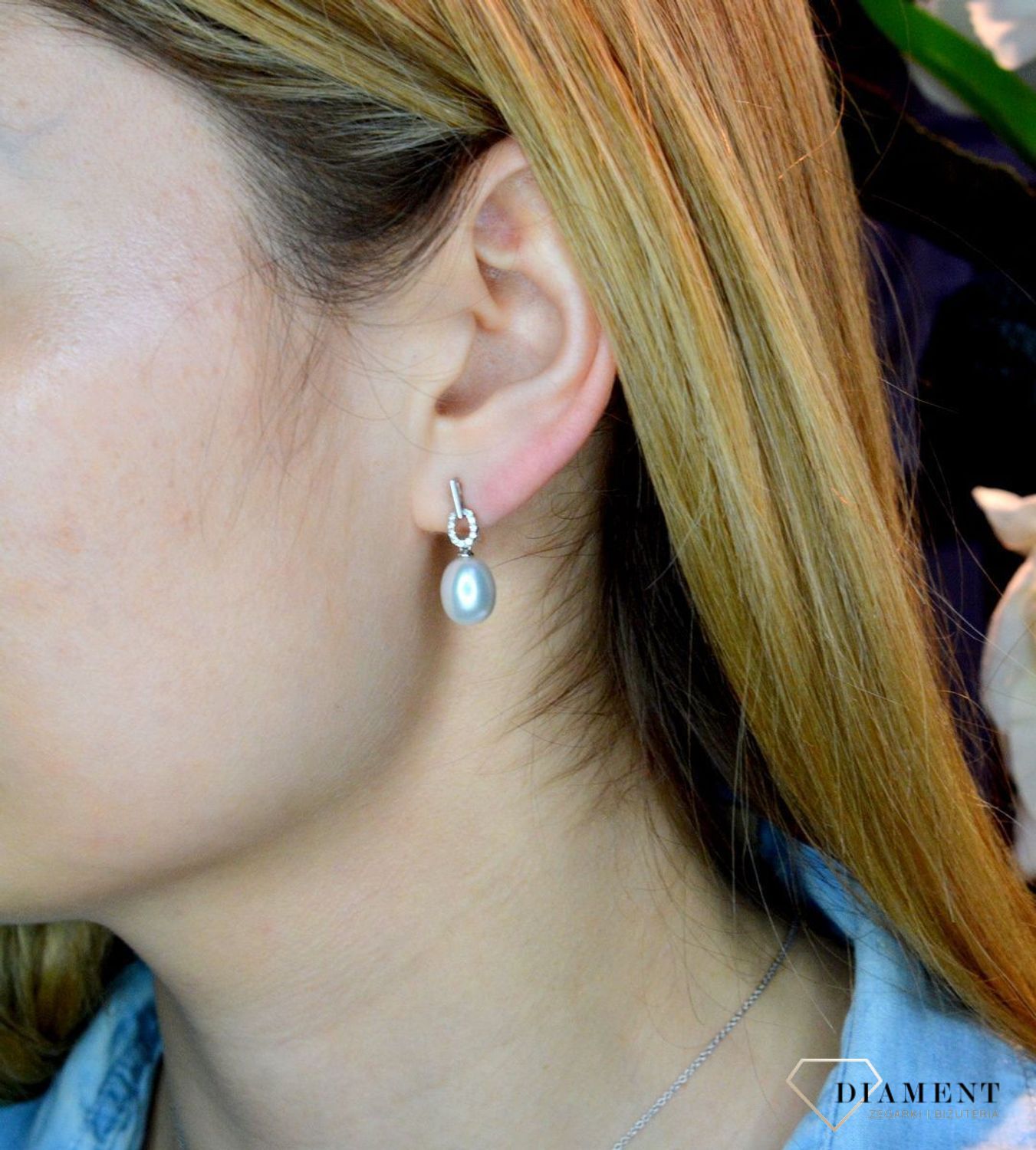 Złote kolczyki wiszące 585 białe złoto z Diamentami i perłą WŁ-35-02-002.jpg