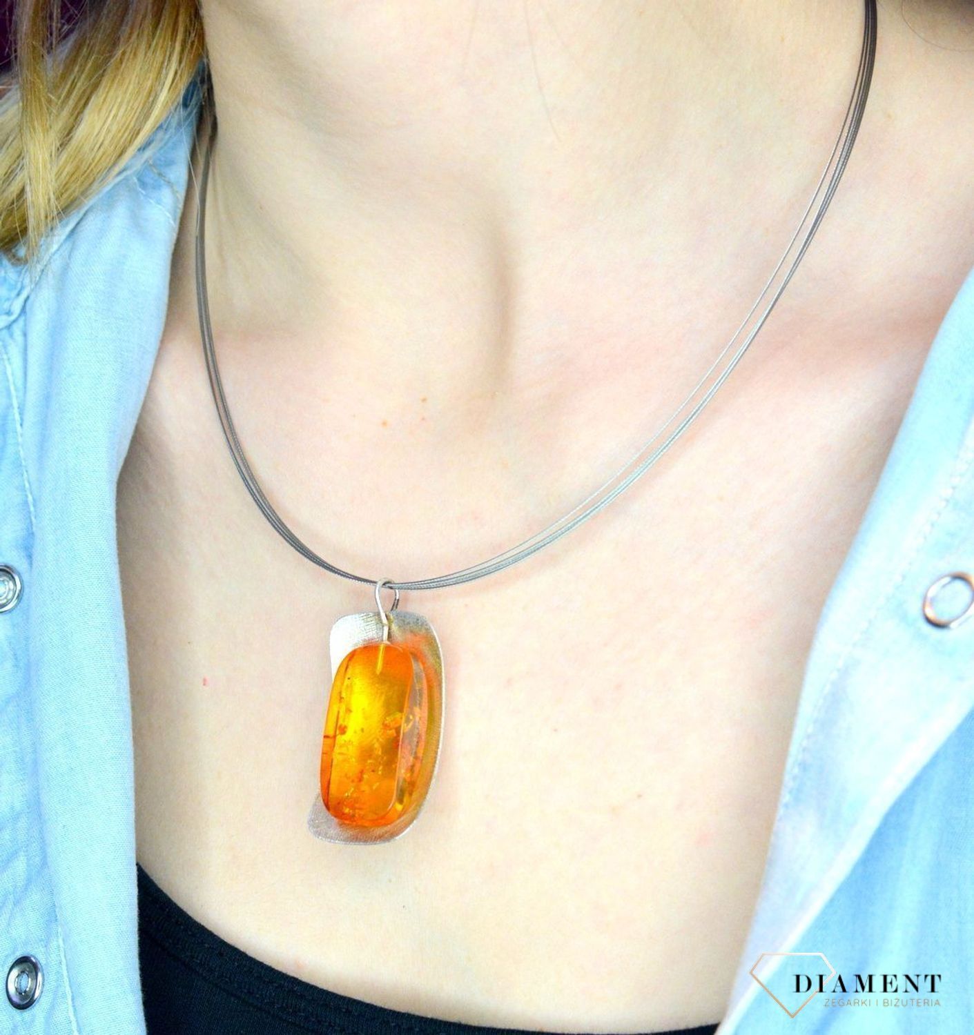 Srebrny naszyjnik damski z bursztynem 'Efektowny bursztyn' WŁ-BUR06-202.jpg
