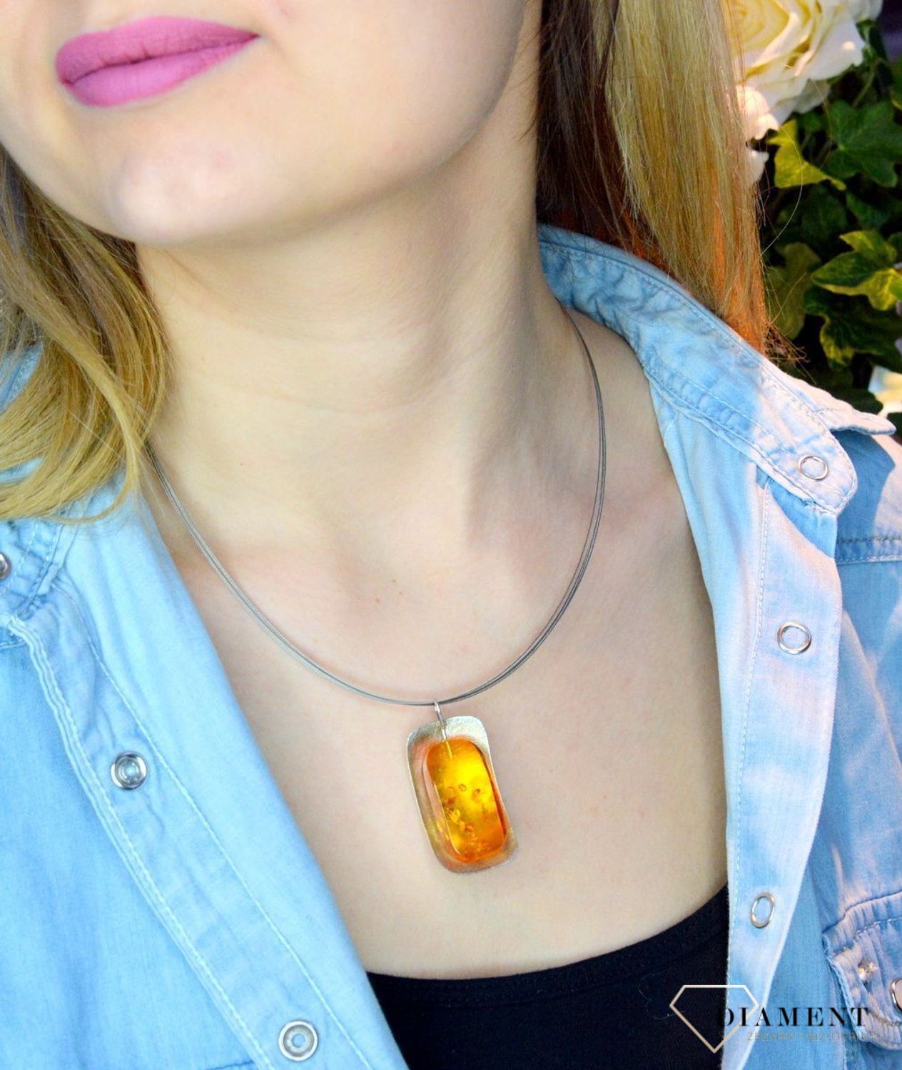 Srebrny naszyjnik damski z bursztynem 'Efektowny bursztyn' WŁ-BUR06-202.jpg