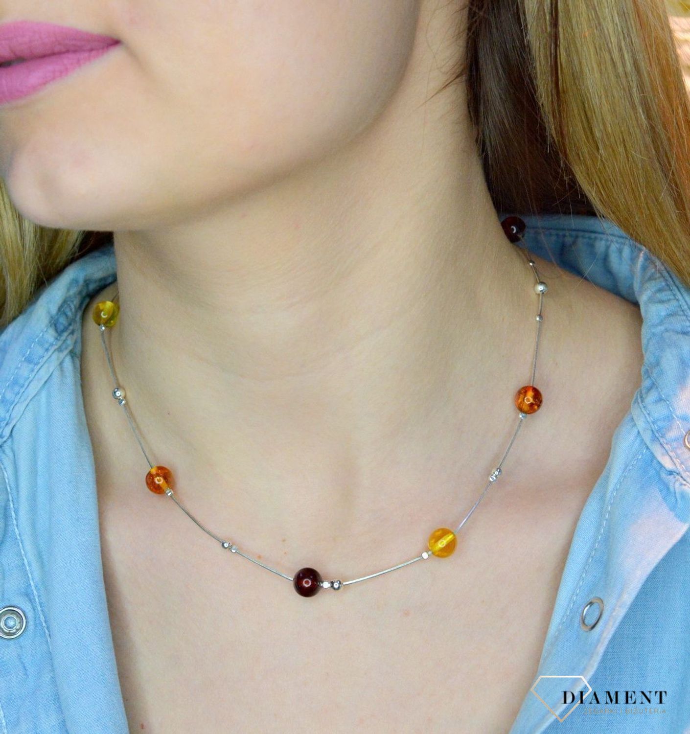 Srebrny naszyjnik damski z bursztynami w trzech kolorach 'Bursztynowe kuleczki' WŁ-BUR06-231.jpg