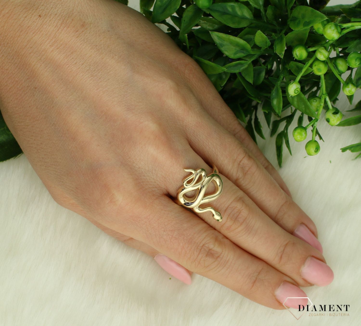 Złoty pierścionek damski 585 motyw węża Y22-1003. Złoty pierścionek damski. Pierścionek złoty próby 585. Złoty pierścionek damski z wężem. Pierścionek złoty wąż na prezent dla kobiety..jpg