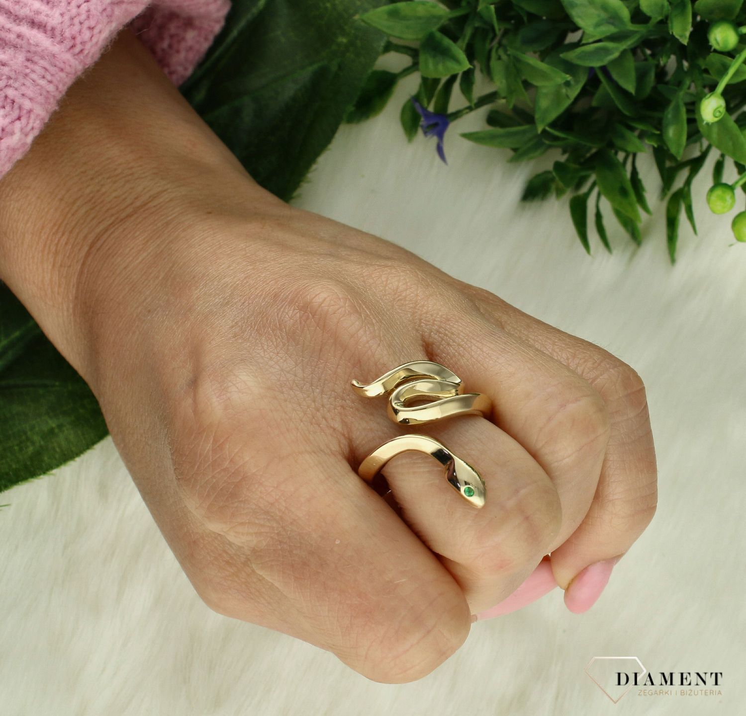 Złoty pierścionek damski 585 motyw węża Y22-975. Złoty pierścionek damski. Pierścionek złoty próby 585. Złoty pierścionek damski z wężem. Pierścionek złoty wąż na prezent dla kobiety..jpg