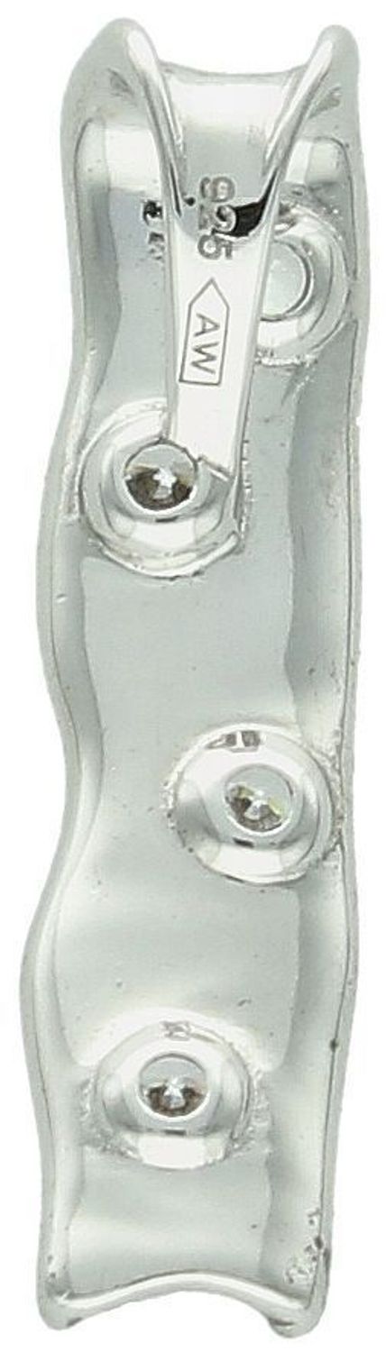 Nowoczesna srebrna zawieszka ZVI113021 o podłużnym, nieregularnym kształcie. Zdobiona cyrkonią, wykonana ze srebra próby 925. Długość 2,5 cm, szerokość 6 mm, waga 1,50 g – idealna dla kobiet 1.jpg