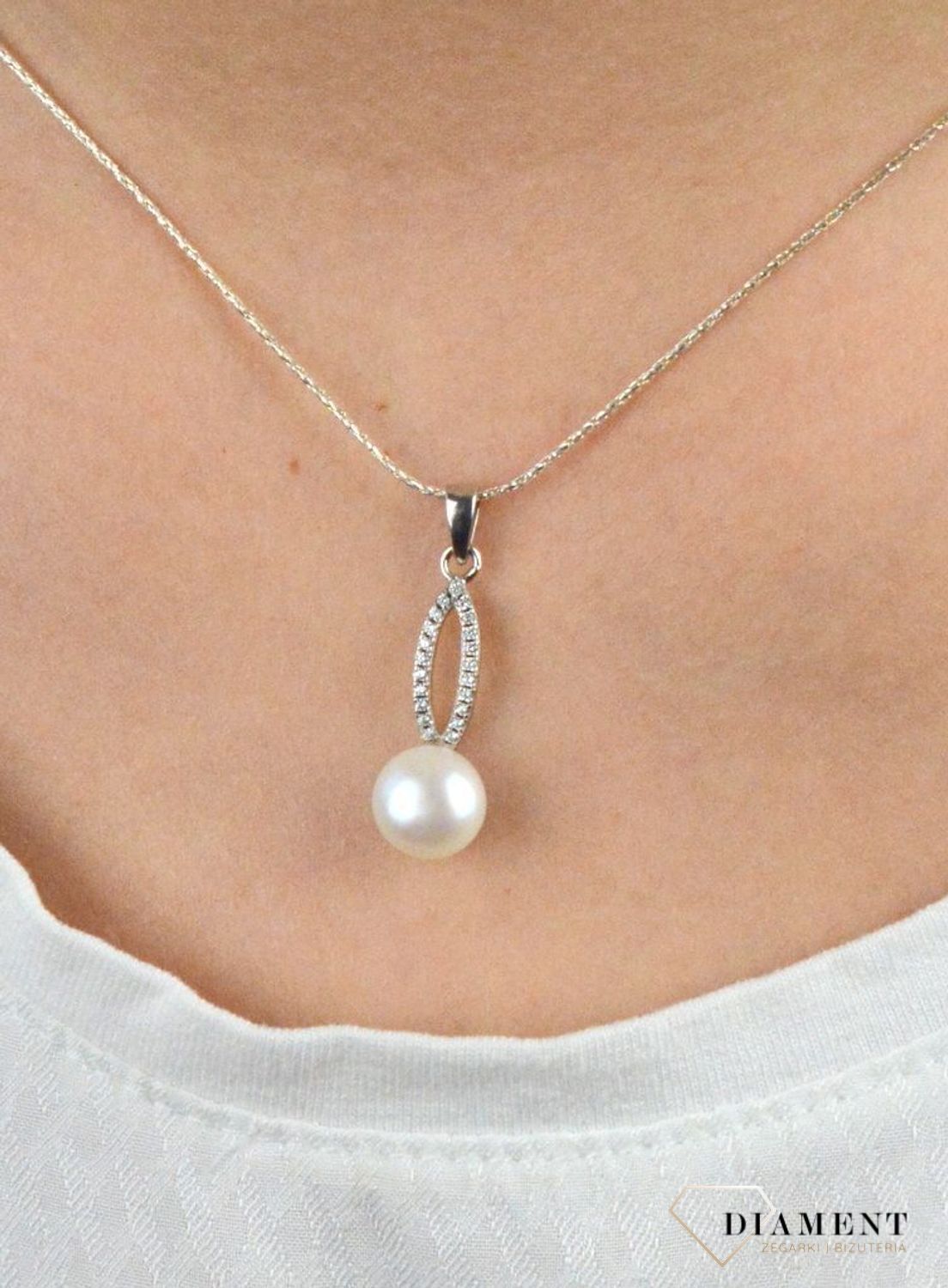 Srebrna zawieszka 925 z perełką ZVI14031.jpg