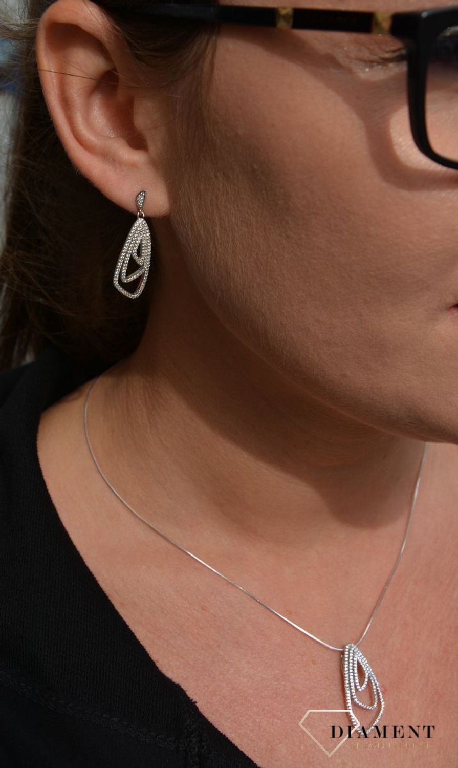 Zawieszka srebrna cyrkonie ZAW-000000-619-925.jpg