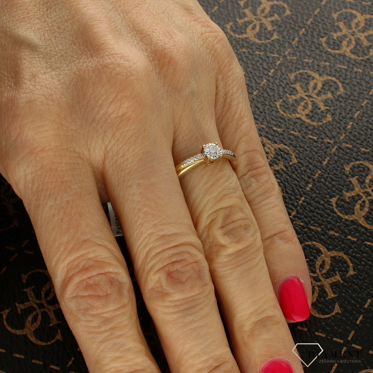 Złoty pierścionek z diamentami Zakochany Blask 585  11 brylantów  Rozmiar 11.jpg