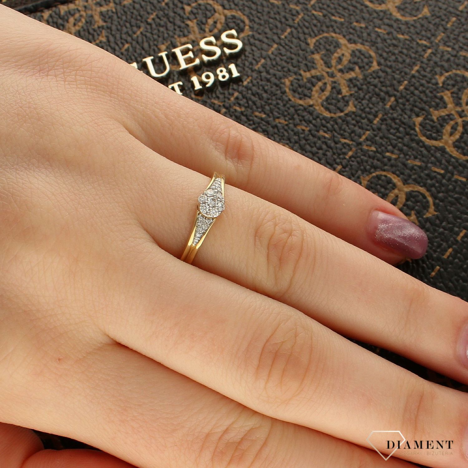 Pierścionek złoty DIAMENT żółte złoto, diamenty, zdobiony ZR-102477.jpg