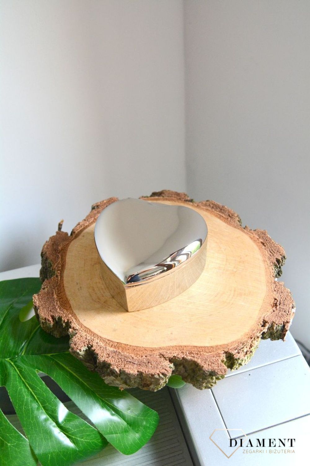 Posrebrzana szkatułka  z pozytywką serduszko ZV6037361. Szkatułka na prezent. na chrzciny, urodziny, narodziny dziecka. Posrebrzana szkatułka serduszko..jpg