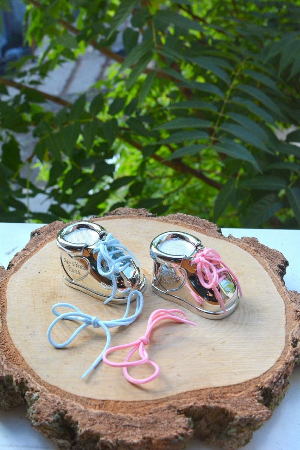 Zestaw bucików na ząbek i pukiel dla dziecka ZV7276261. Prezent na narodziny dziecka. Pudełko na pierwszy ząbek..jpg