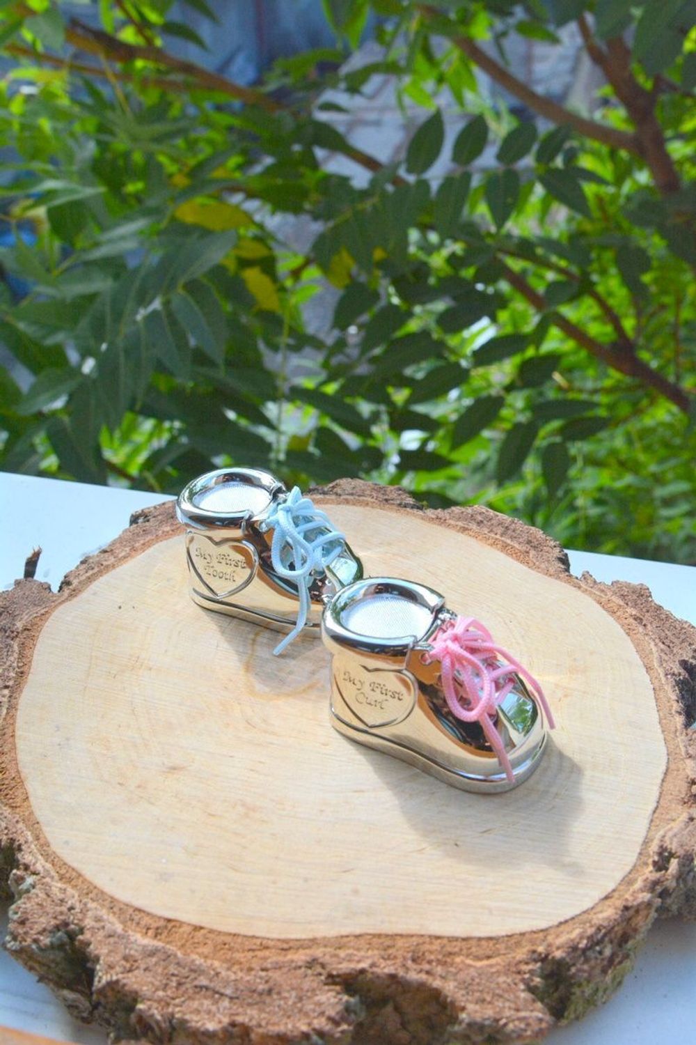 Zestaw bucików na ząbek i pukiel dla dziecka ZV7276261. Prezent na narodziny dziecka. Pudełko na pierwszy ząbek..jpg