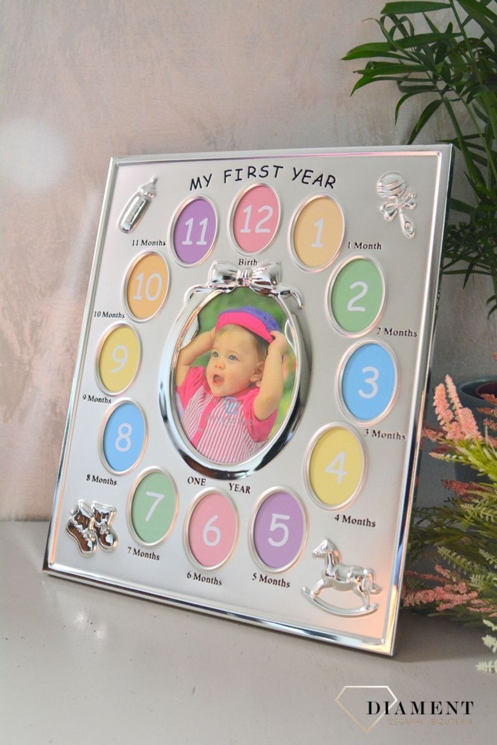 Ramka posrebrzana na zdjęcia Pierwszy rok życia ZV7612231. Prezent z okazji narodzin dziecka, chrzcin. Prezent na chrzciny..jpg
