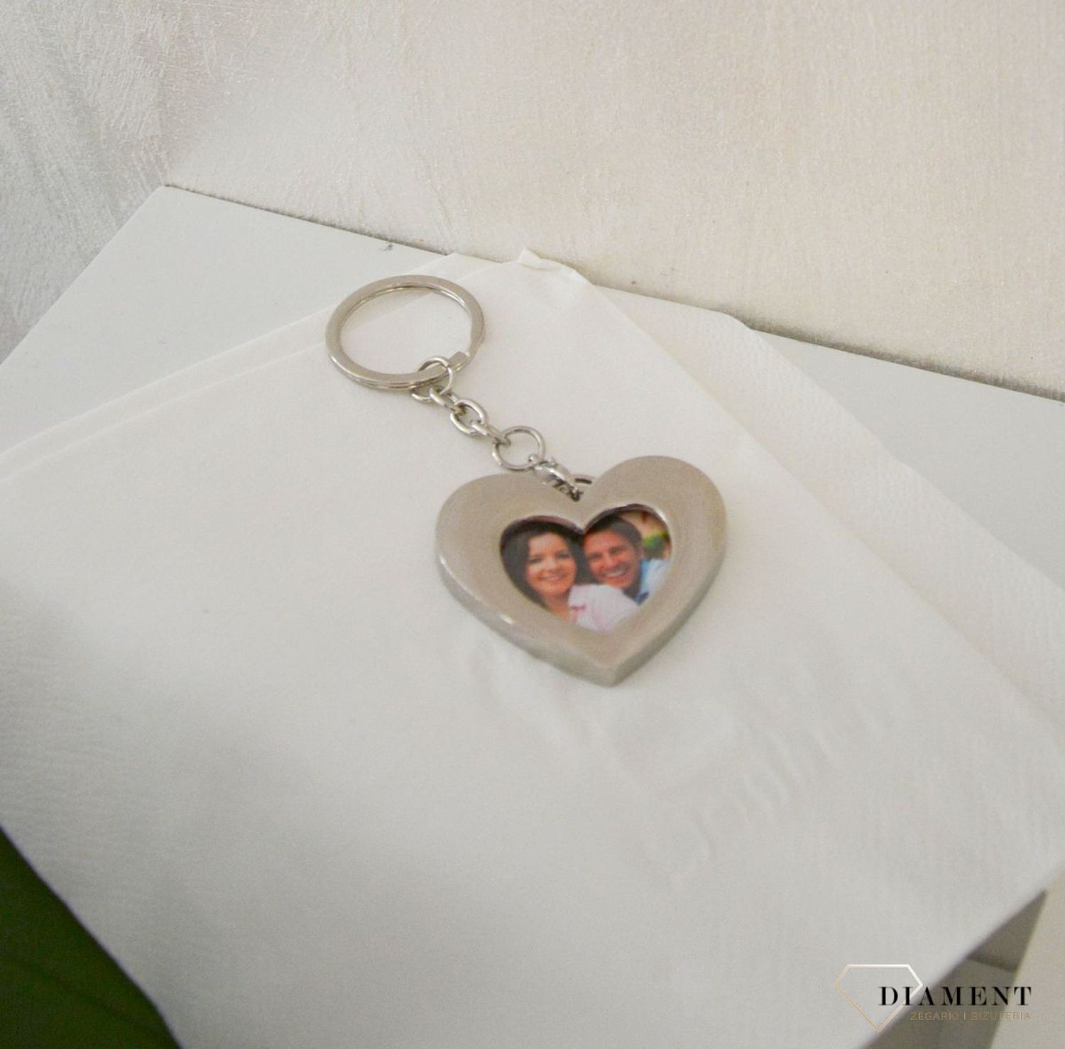 Screenshot_2020-10-14 Brelok serce z ramką (ZV8090160) Sovrani.jpg