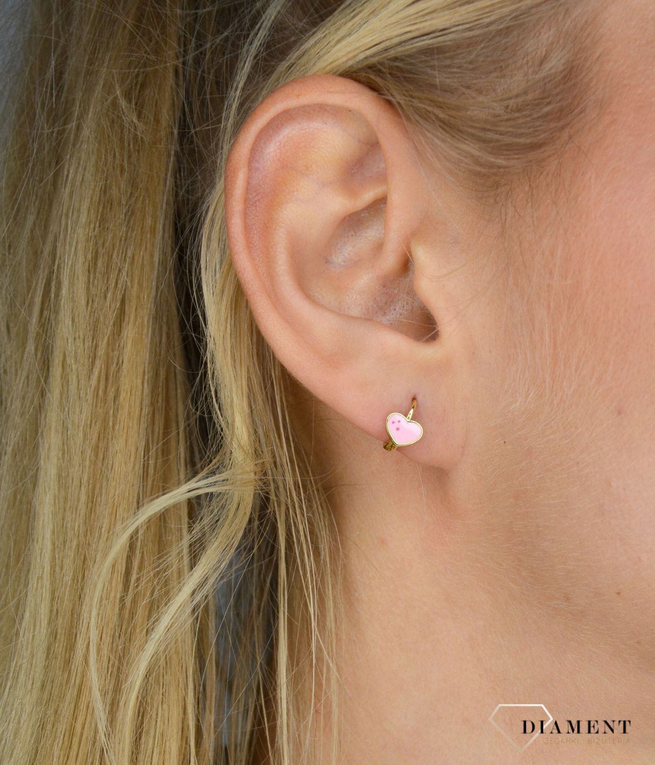 Złote kolczyki dla dziewczynki próba 333 różowe serduszko z emalii  (1).jpg