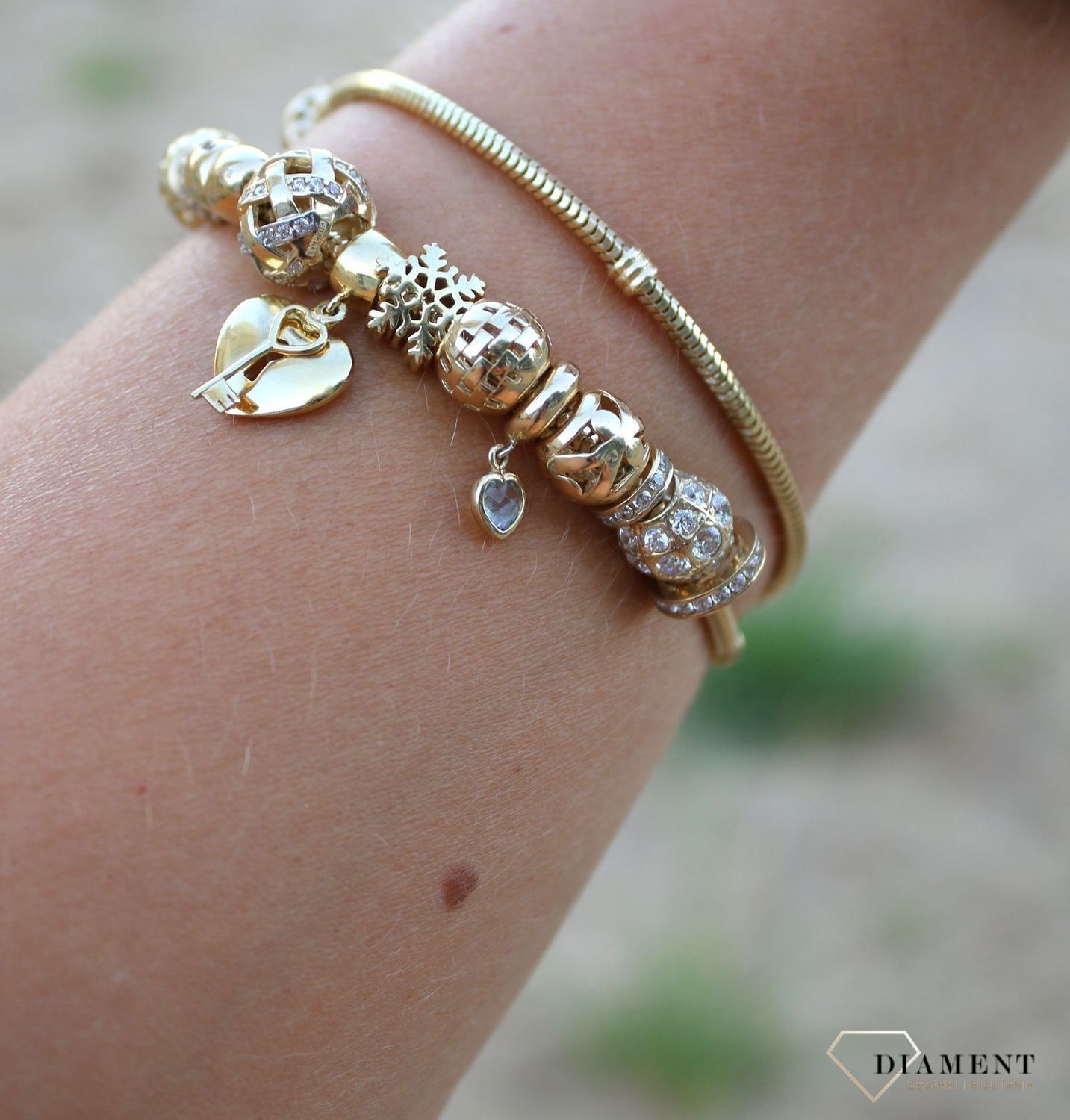 Złota zawieszka charms do bransoletki Yes 333 'Wiszące serce'v.jpg