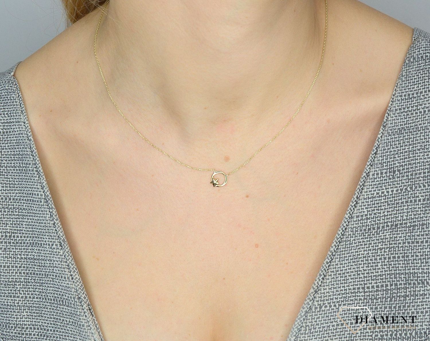 Złoty naszyjnik 333 kółko z gwiazdką ZW-X-000-N42-CA18052.jpg