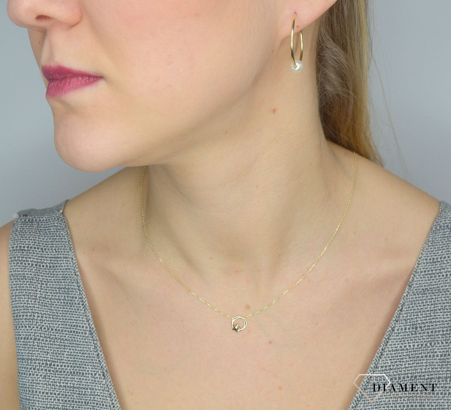 Złoty naszyjnik 333 kółko z gwiazdką ZW-X-000-N42-CA18052.jpg