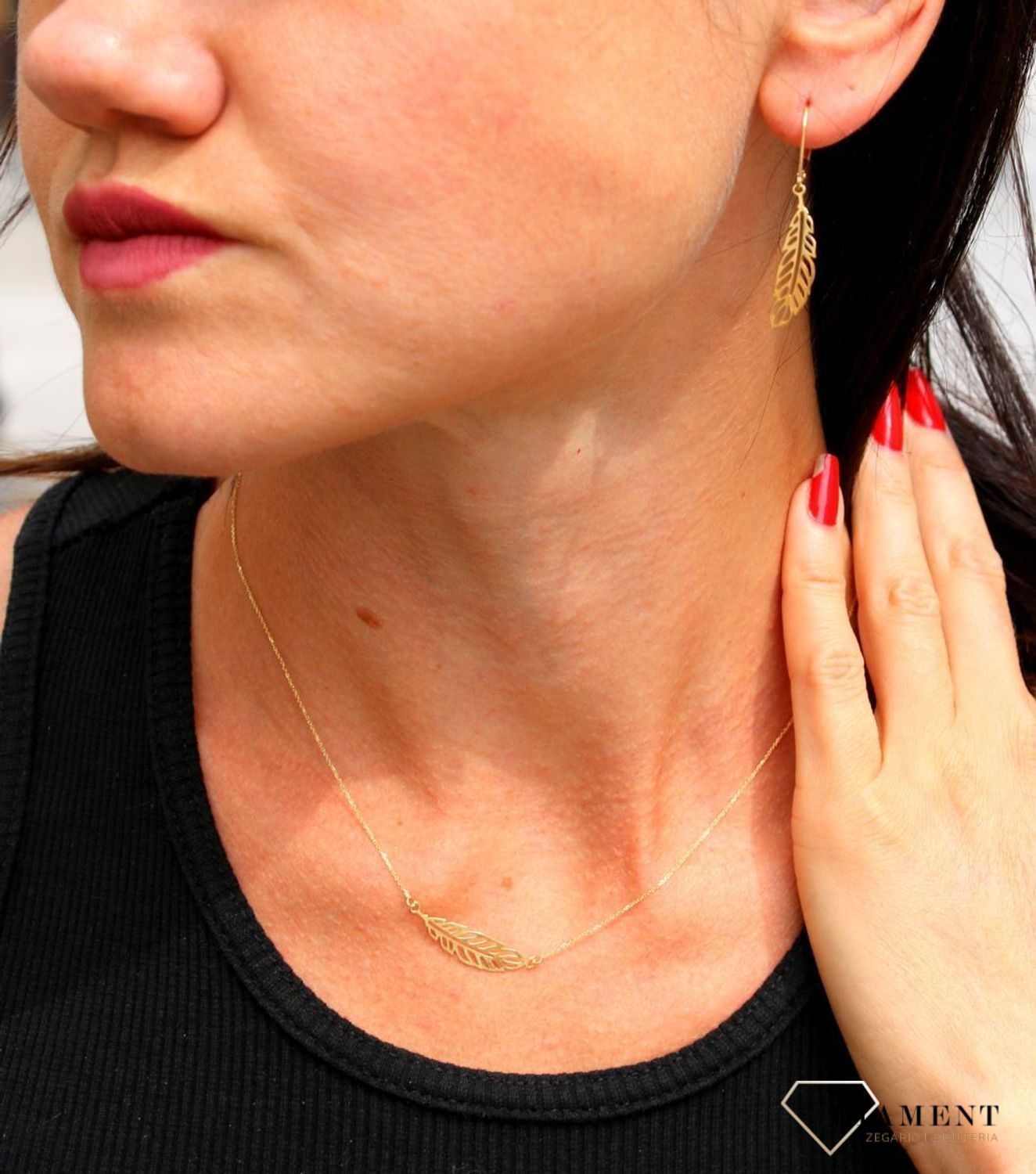 Naszyjnik złota Yes celebrytka 585 'Piórko' ZW-X-000-N45-CA17560 to wyjątkowa biżuteria dla mamy i ukochanej osoby. Piękny prezent dla ulubienicy złota. Wymarzony prezent na rocznicę ślubu. Naszyjnik celebrytka.webp