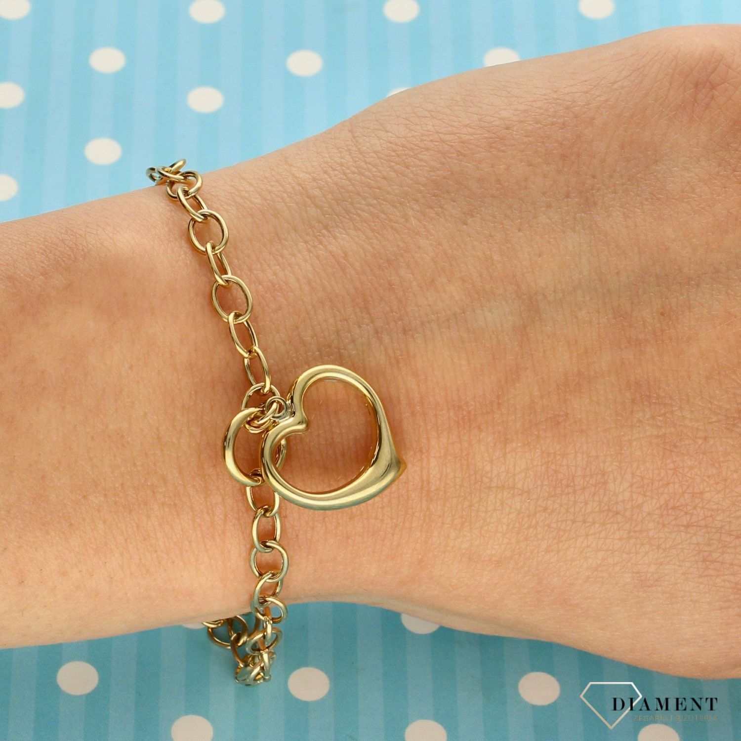 Złota bransoletka 333 wiszące serce  (1).jpg