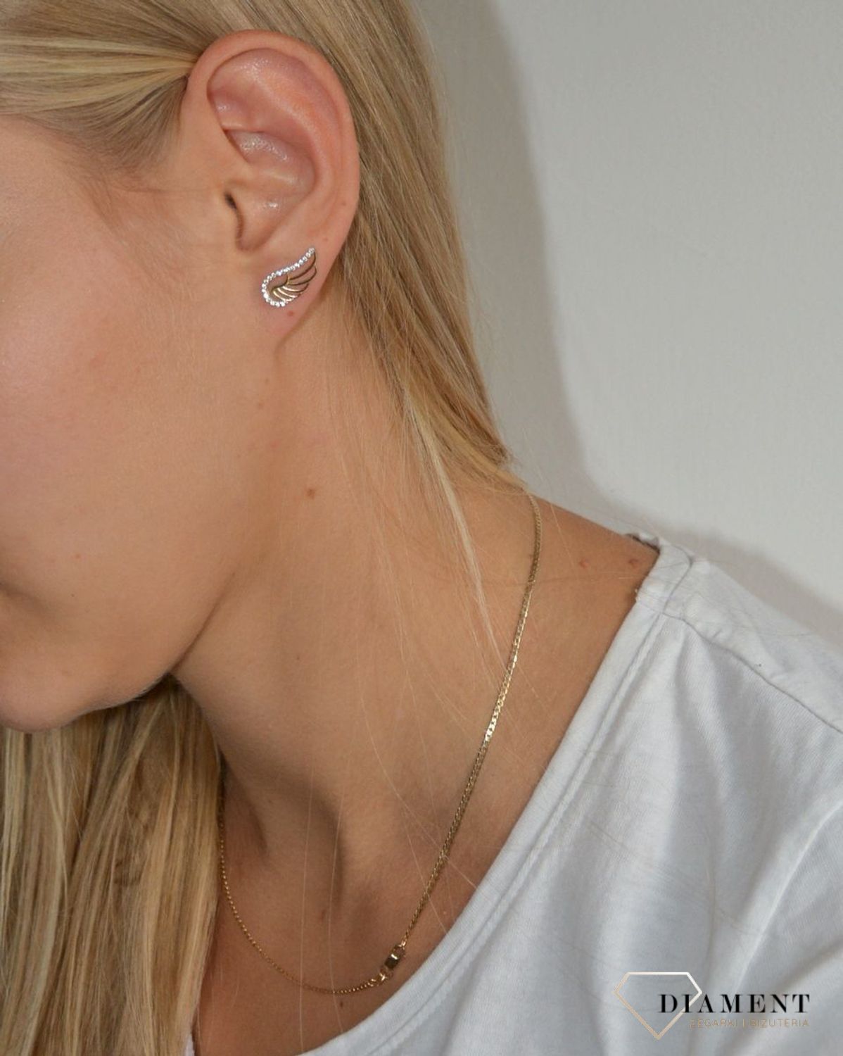 Złote kolczyki 333 skrzydełka z cyrkonią ZW-X-X09-D00-FB13241.jpg