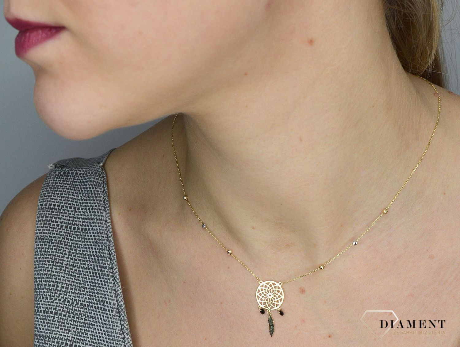 Złoty naszyjnik 333 łapacz snów z koralikami ZW-X-X09-D45-CC16869.jpg