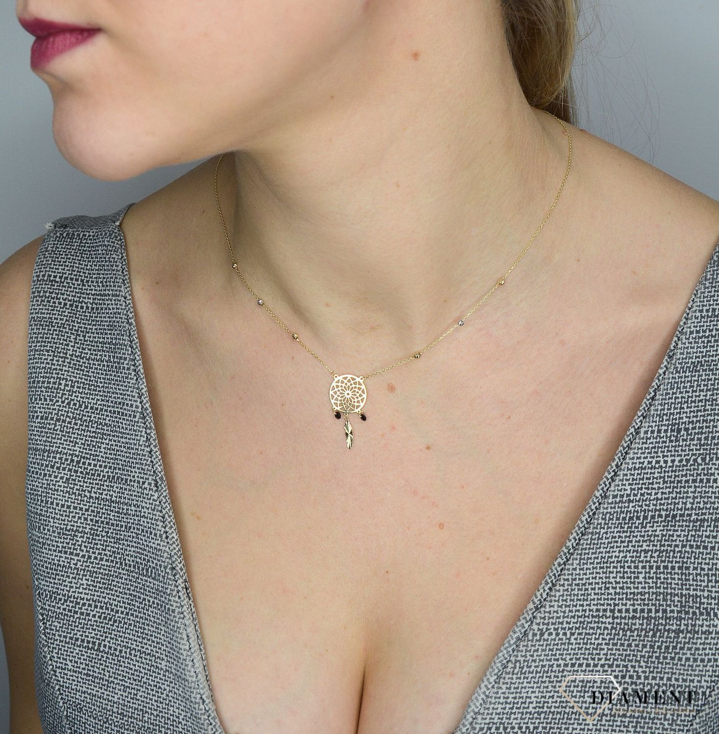 Złoty naszyjnik 333 łapacz snów z koralikami ZW-X-X09-D45-CC16869.jpg