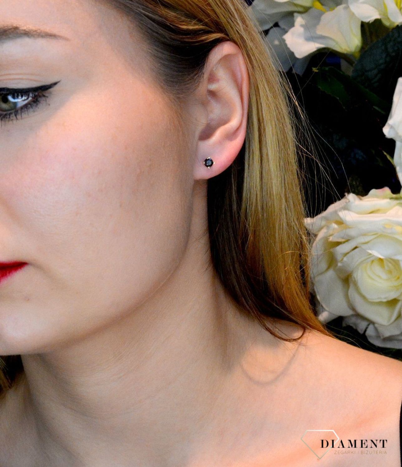 Złote kolczyki 333 wkrętki z czarną cyrkonią ZW-X-X09-N00-FC10218.  Cudowne, błyszczące kolczyki z czarną cyrkonią idealnie wykończone. Kolczyki z zapięciem na sztyft- bardzo wygodne i klasyczne zapięcie. Kolczyki można połącz.jpg