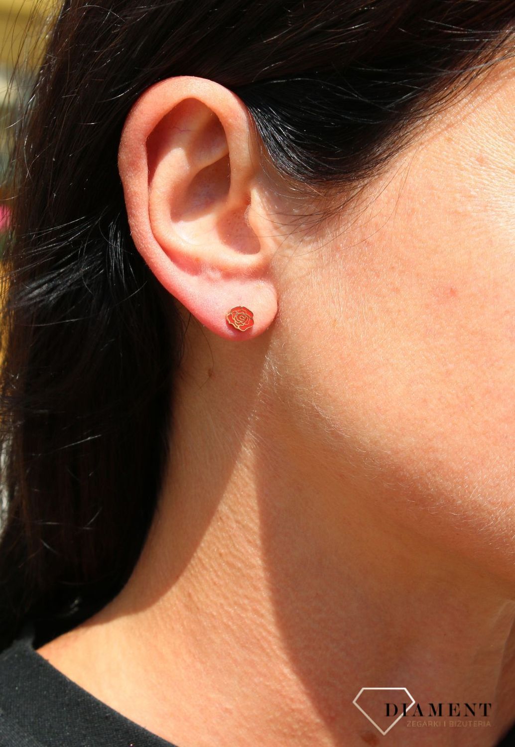 Złote kolczyki 333 przy uchu Czerwona róża ZW-X-X09-N00-FL18140.jpg