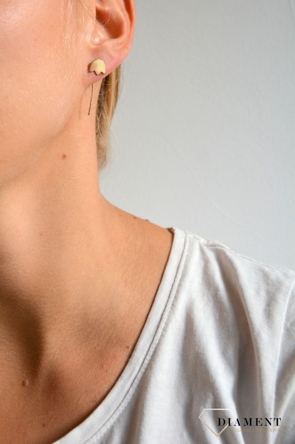 Złote kolczyki 333 tulipan ZW-X-X09-N00-GA15937d.jpg