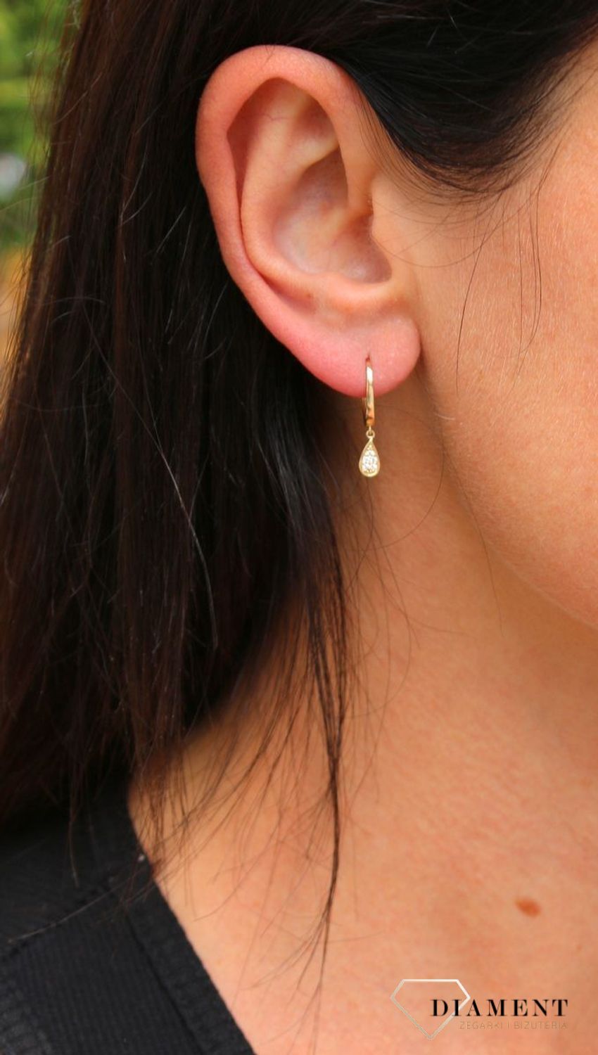 Złote kolczyki 333 wiszące łezki z cyrkonią ZW-X-X09-N00-GB18185.jpg
