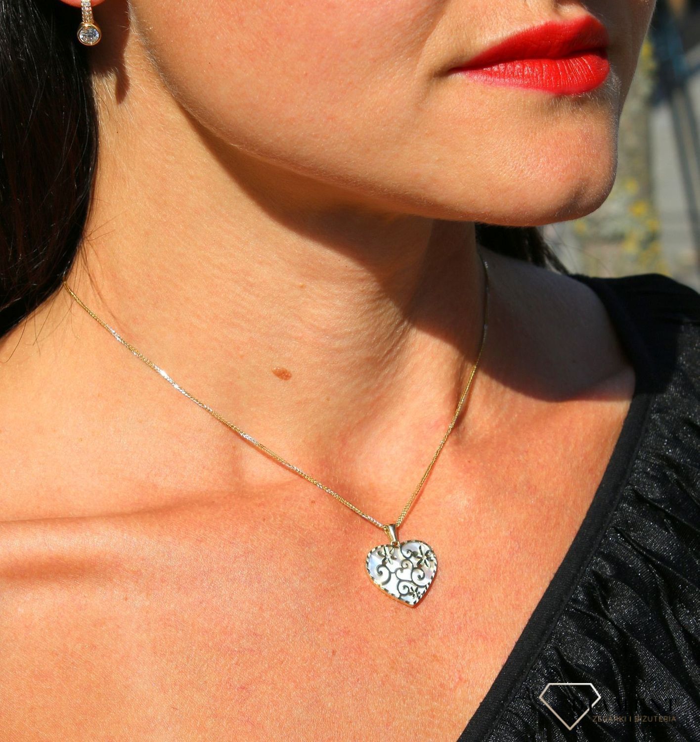 Złota zawieszka 333 piękne serce z masą perłową ZW-X-X09-N00-LW17946.jpg
