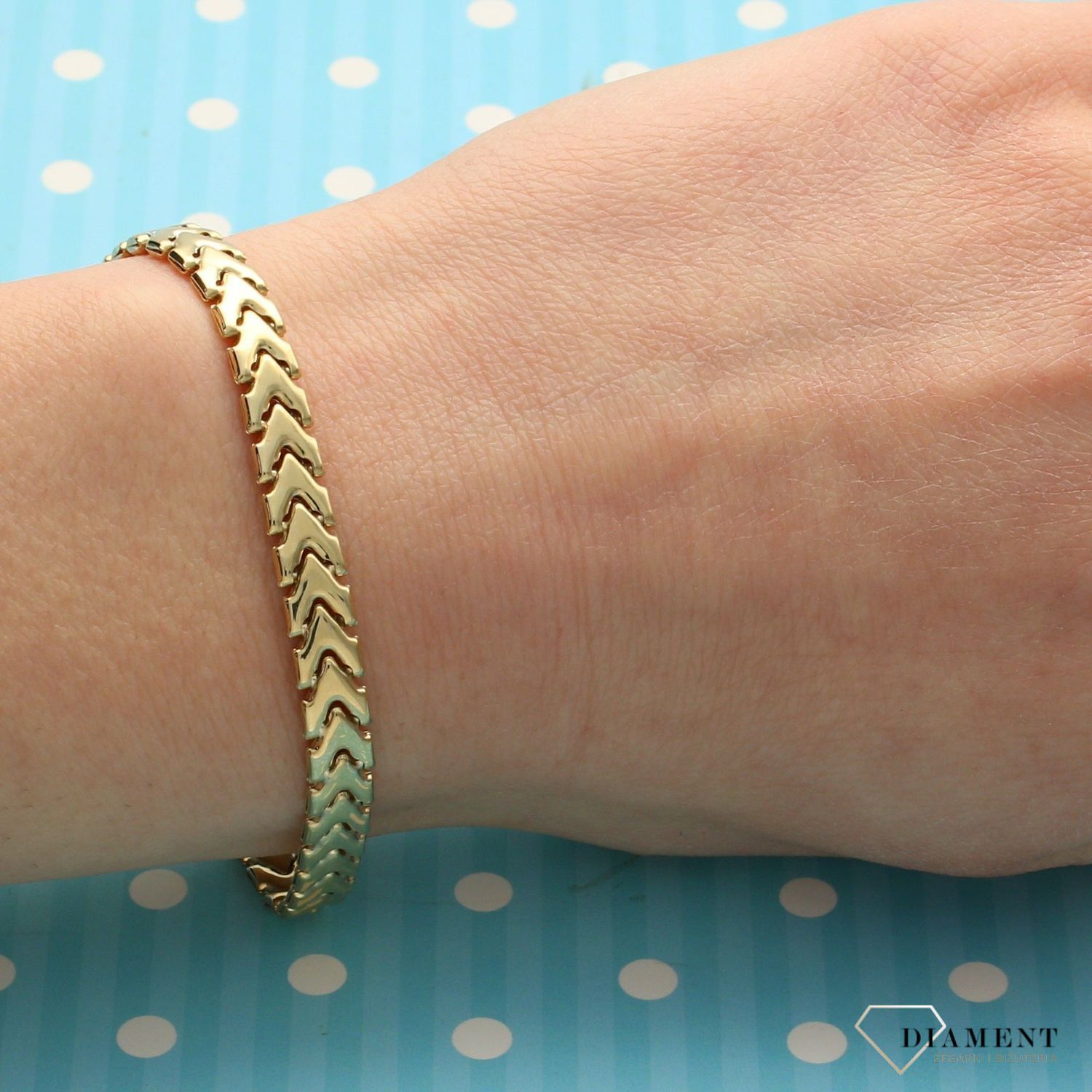 Złota Bransoletka. Ciekawy splot. Złote Bransoletki Damskie w Sklepie z Biżuterią zegarki-diament.pl to idealny pomysł na prezent dla odważnej kobiety (3).jpg